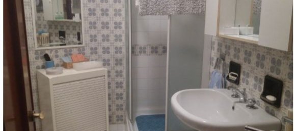 5-salle Appartement à Milan, Italy No. 240329 12