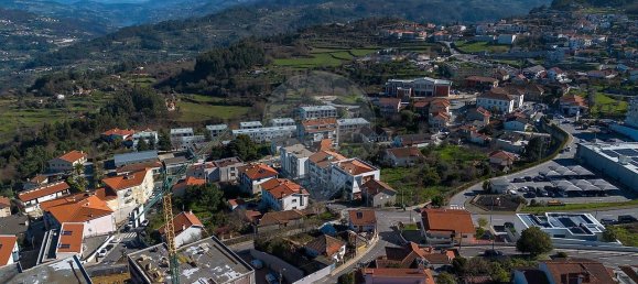 3 bedrooms House in Cinfaes, Portugal No. 168694 2