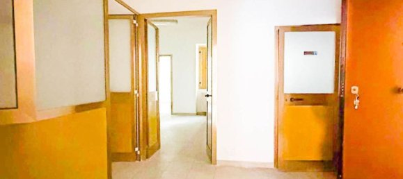 3 bedrooms Apartment in Taranto, Italy No. 358396 11