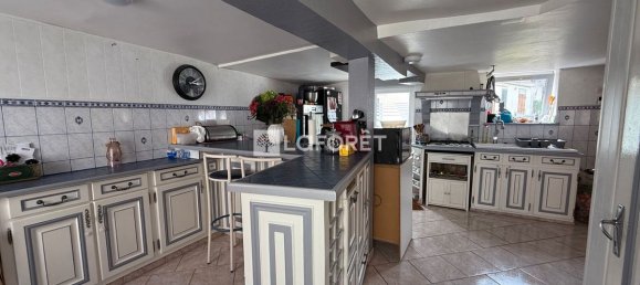 3 Schlafzimmer Haus in Darnetal, France, Nr. 357245 2