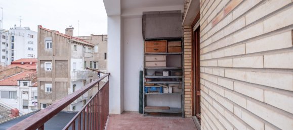 2 bedrooms Apartment in Zaragoza, Spain No. 63717 25