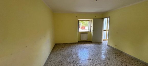 5 rooms House in San Valentino in Abruzzo Citeriore, Italy No. 283454 11
