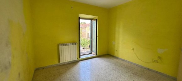 5 rooms House in San Valentino in Abruzzo Citeriore, Italy No. 283454 13
