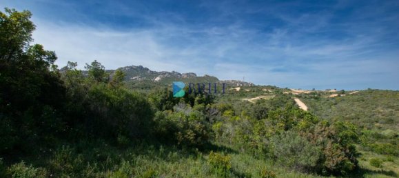 Grundstück in Arzachena, Italy 107829m², Nr. 327002 12