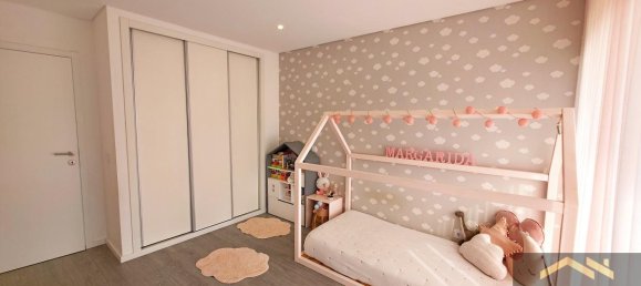 4 bedrooms House in Quelfes, Portugal No. 107353 16