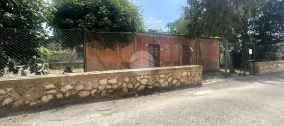 4 rooms House in Terni, Italy No. 306889 8