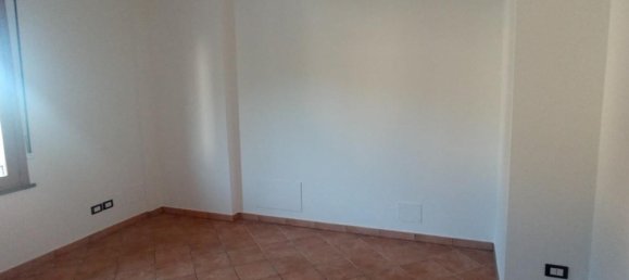 3 Schlafzimmer Wohnung in Castelfranco di Sotto, Italy, Nr. 355922 17