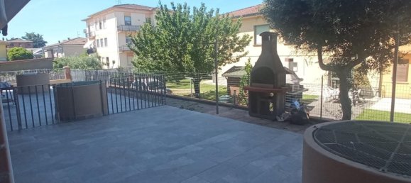3 Schlafzimmer Wohnung in Castelfranco di Sotto, Italy, Nr. 355922 16