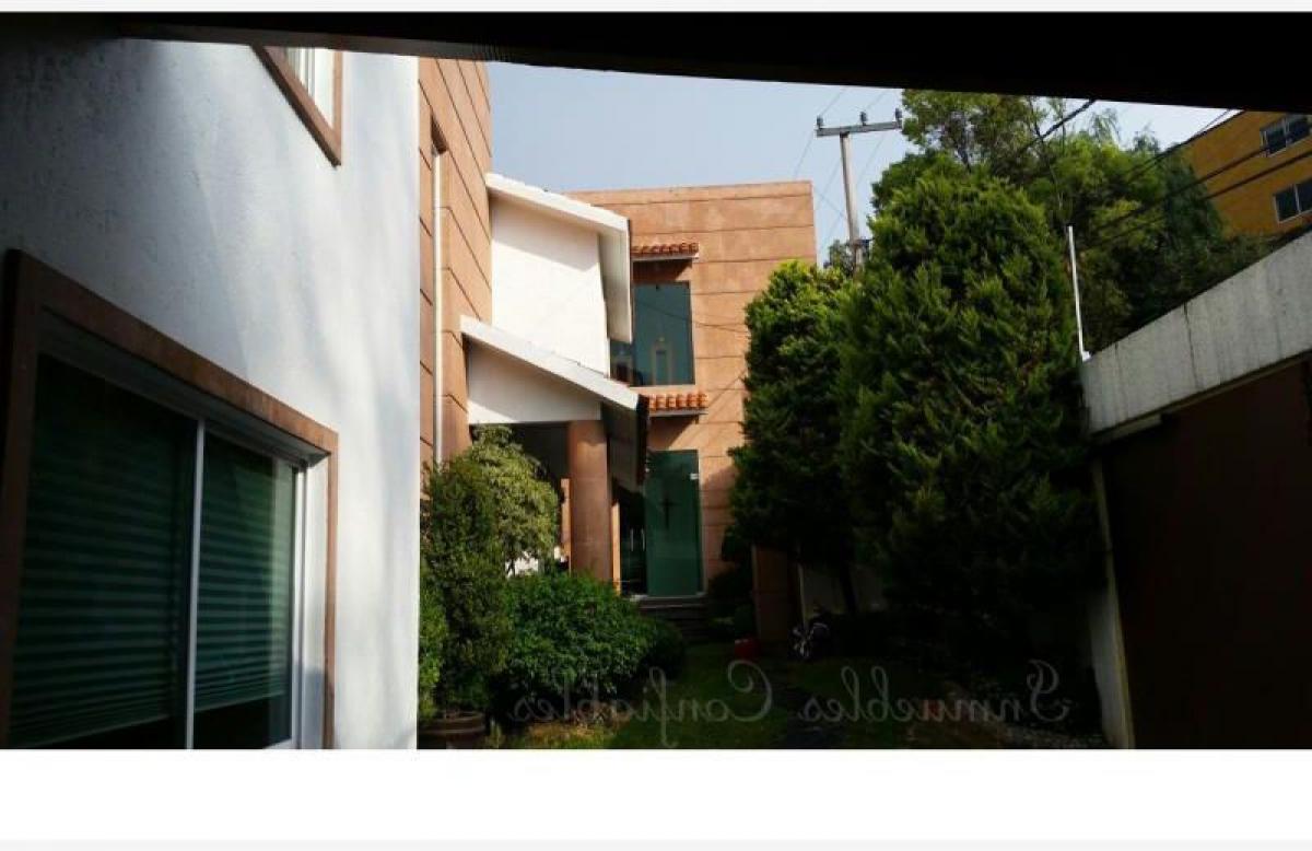 Casa de 4 dormitorios en Naucalpan de Juárez, Mexico No. 215913