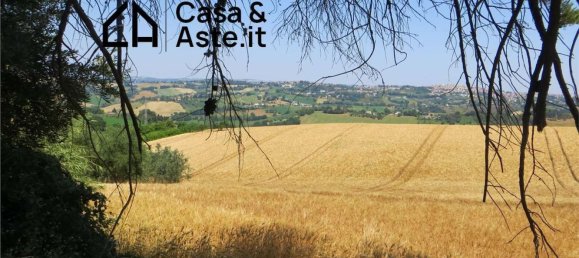 6 rooms House in Corridonia, Italy No. 268495 5