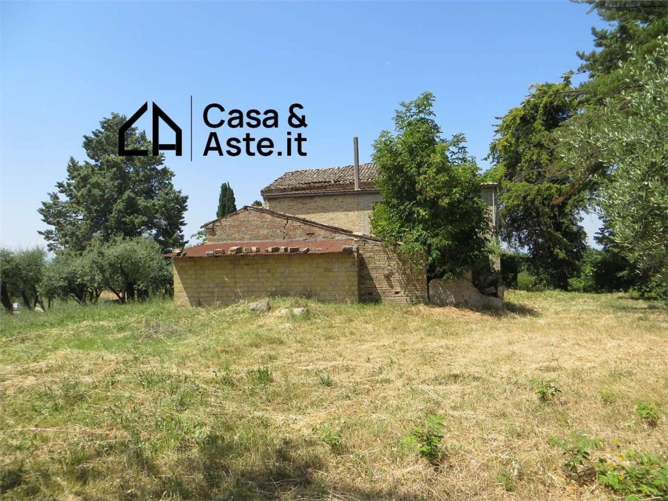 6 rooms House in Corridonia, Italy No. 268495