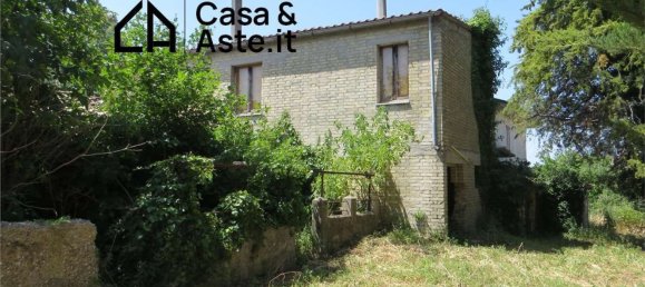 6 rooms House in Corridonia, Italy No. 268495 19