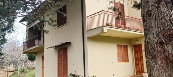 24 rooms House in Urbania, Italy No. 132428 4