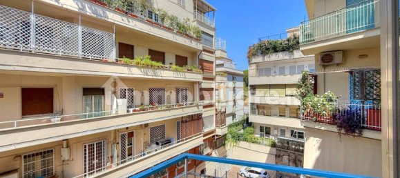 2 bedrooms Apartment in Rome, Italy No. 333636 8