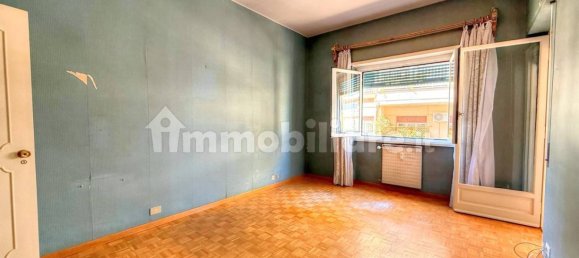 2 bedrooms Apartment in Rome, Italy No. 333636 7