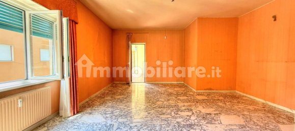 2 bedrooms Apartment in Rome, Italy No. 333636 4