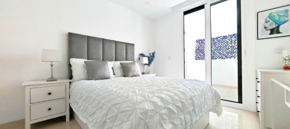 4 bedrooms Penthouse in Mijas, Spain No. 179983 16