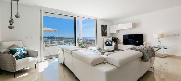4 bedrooms Penthouse in Mijas, Spain No. 179983 2