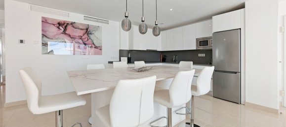 4 bedrooms Penthouse in Mijas, Spain No. 179983 6