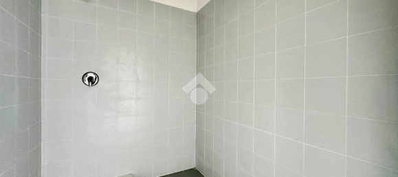 800m² Warehouse in Pisa, Italy No. 171773 24