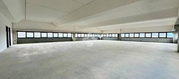 800m² Warehouse in Pisa, Italy No. 171773 23