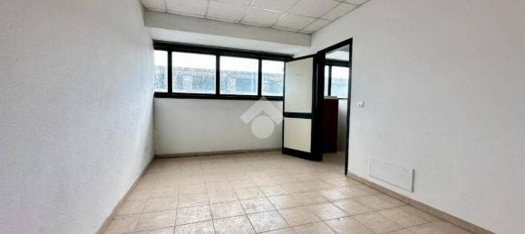 800m² Warehouse in Pisa, Italy No. 171773 12