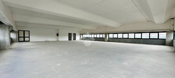800m² Warehouse in Pisa, Italy No. 171773 20