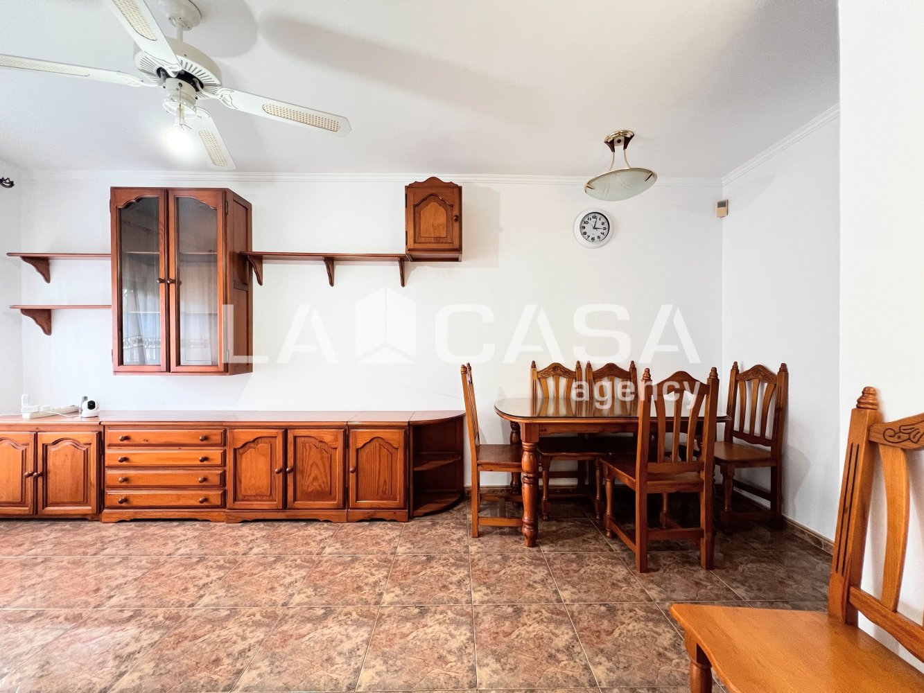 Apartamento de 3 dormitorios en Badalona, Spain No. 140895