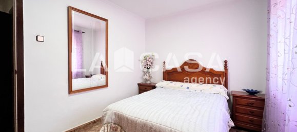 Apartamento de 3 dormitorios en Badalona, Spain No. 140895 17
