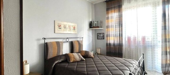 2 chambres Appartement à Moncalieri, Italy No. 152355 16