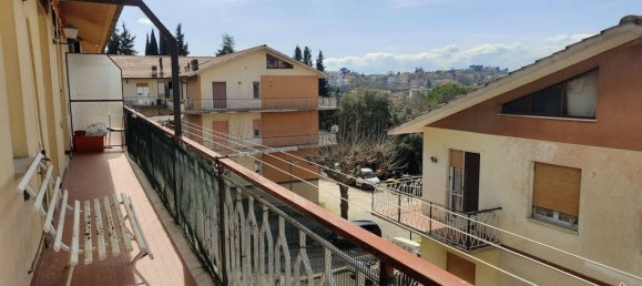 Apartamento de 3 habitaciónes en Amelia, Italy No. 144651 2