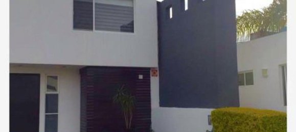 Casa de 3 dormitorios en Querétaro, Mexico No. 165162 2