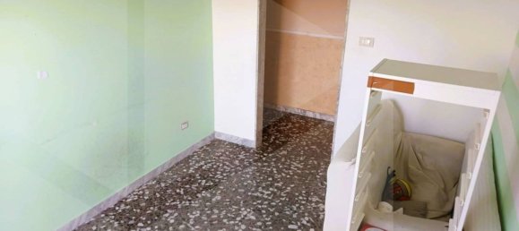 2 rooms Apartment in Bari, Italy No. 18260 8