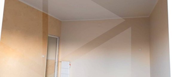 2 rooms Apartment in Bari, Italy No. 18260 4