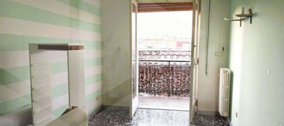 2 rooms Apartment in Bari, Italy No. 18260 6