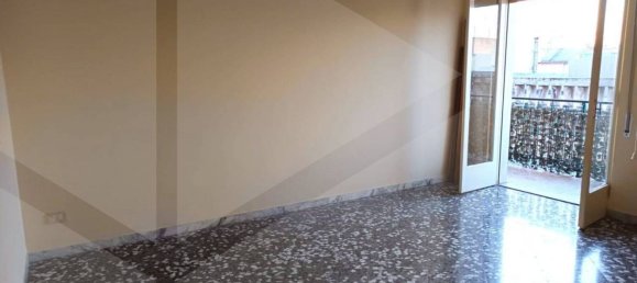 2 rooms Apartment in Bari, Italy No. 18260 3