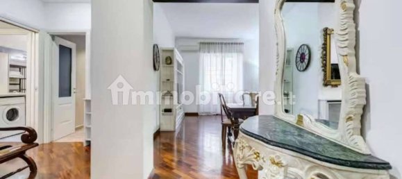 4 rooms Commercial property in Rome, Italy No. 146725 13