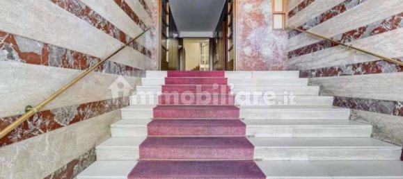 4 rooms Commercial property in Rome, Italy No. 146725 14