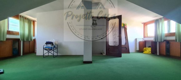 3 bedrooms House in Ariccia, Italy No. 312903 4