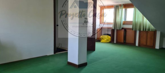 3 bedrooms House in Ariccia, Italy No. 312903 6