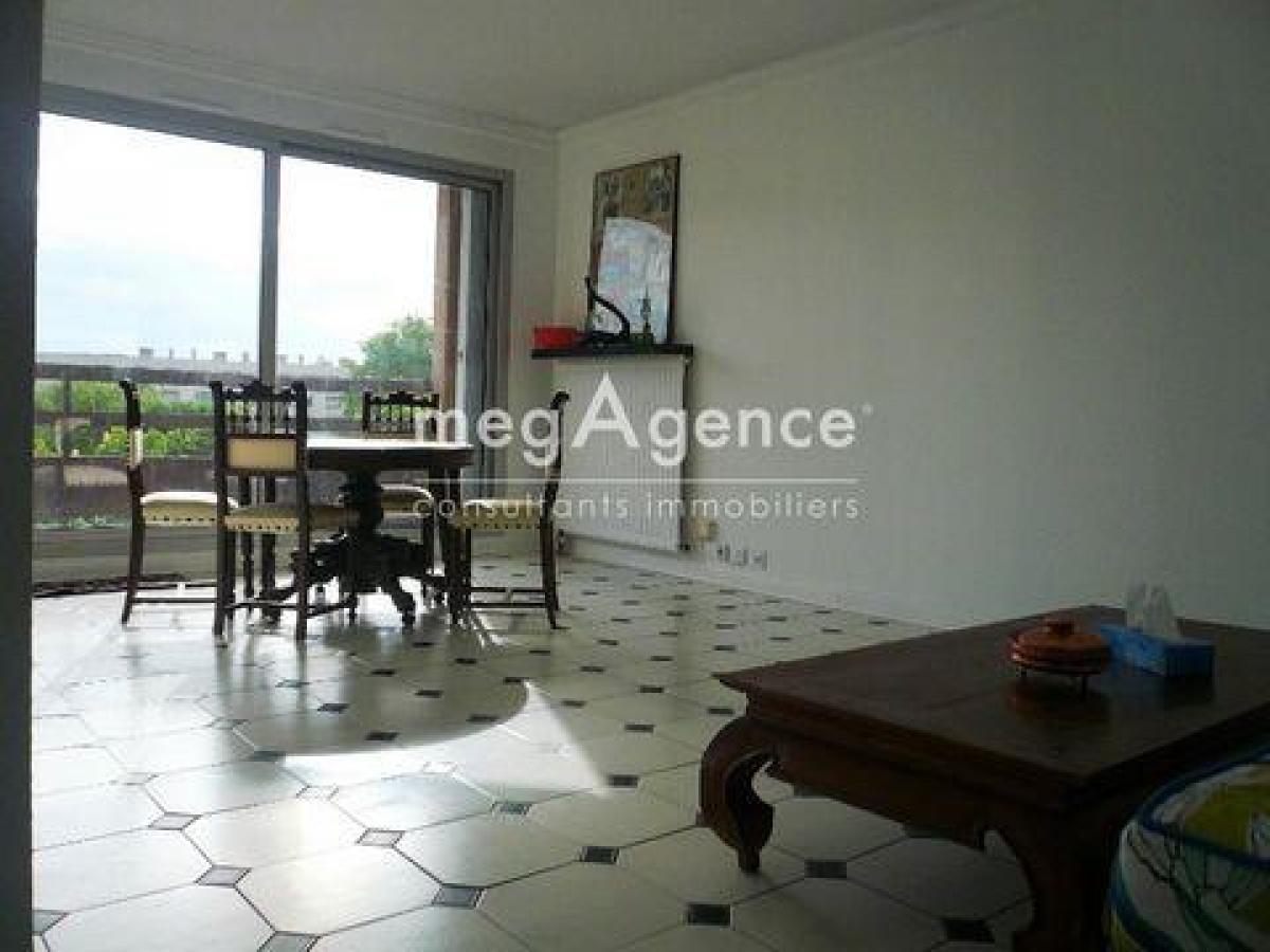 3 chambres Appartement à Gennevilliers, France No. 25521