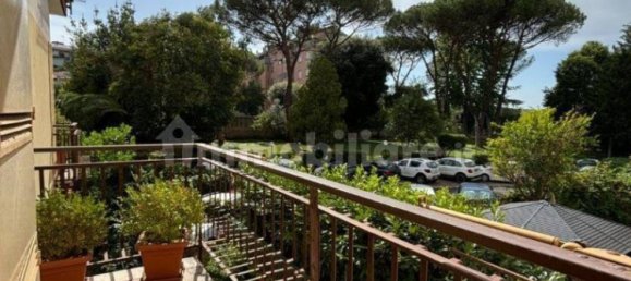 Apartamento T2 em Rome, Italy N.º 334002 16