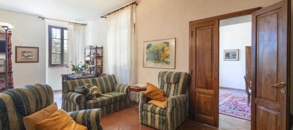 24 rooms Villa in Siena, Italy No. 135948 17