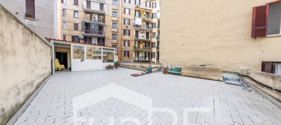 2 bedrooms Apartment in Rome, Italy No. 139124 10