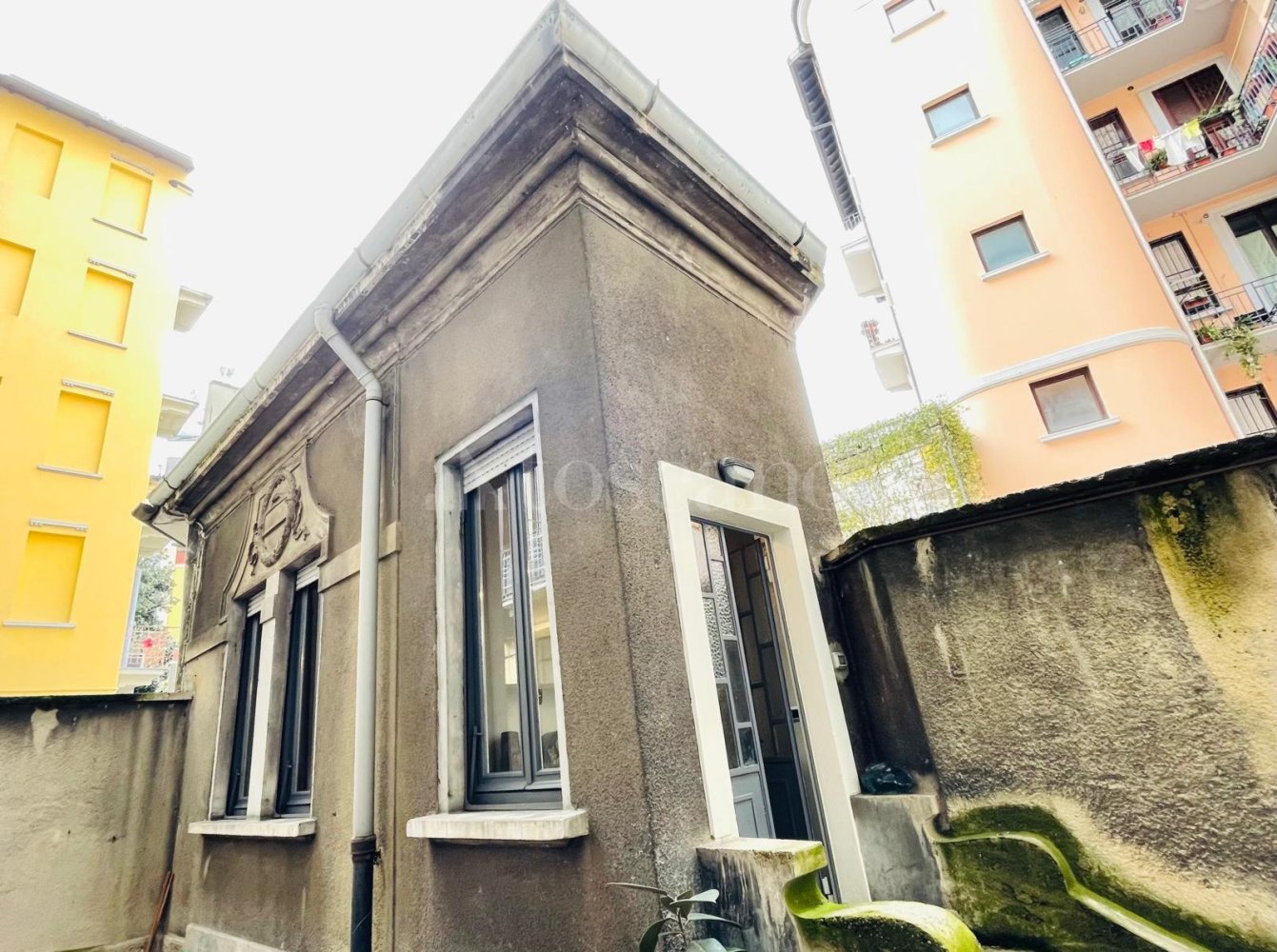 Студия в Милан, Италия № 250143