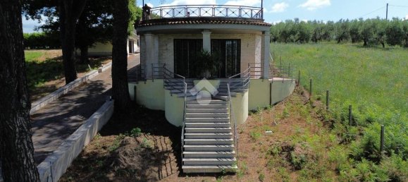 4 bedrooms Villa in San Cesareo, Italy No. 334391 4