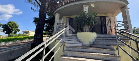 4 bedrooms Villa in San Cesareo, Italy No. 334391 5