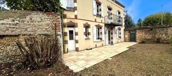 6 bedrooms House in Chartres, France No. 157705 13