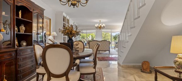 Villa de 4 dormitorios en Marbella, Spain No. 118617 13