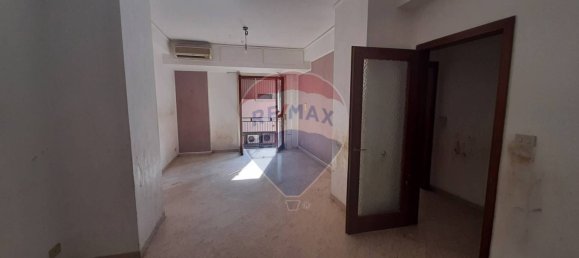 2 Schlafzimmer Wohnung in Palermo, Italy, Nr. 291329 13